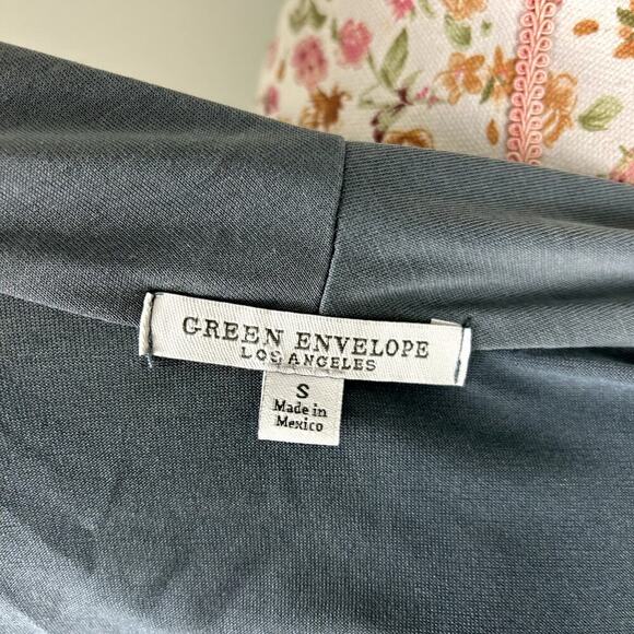 Green Envelope Surplice Wrap Tank Top size Small Gray Sleeveless Summer Blouse - Picture 9 of 9